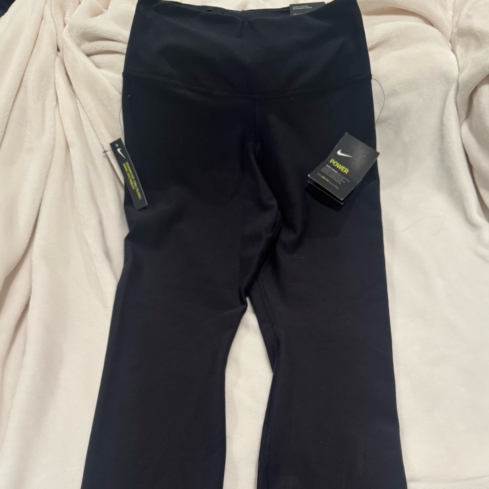 Nike Sculpt HyperTight Fit